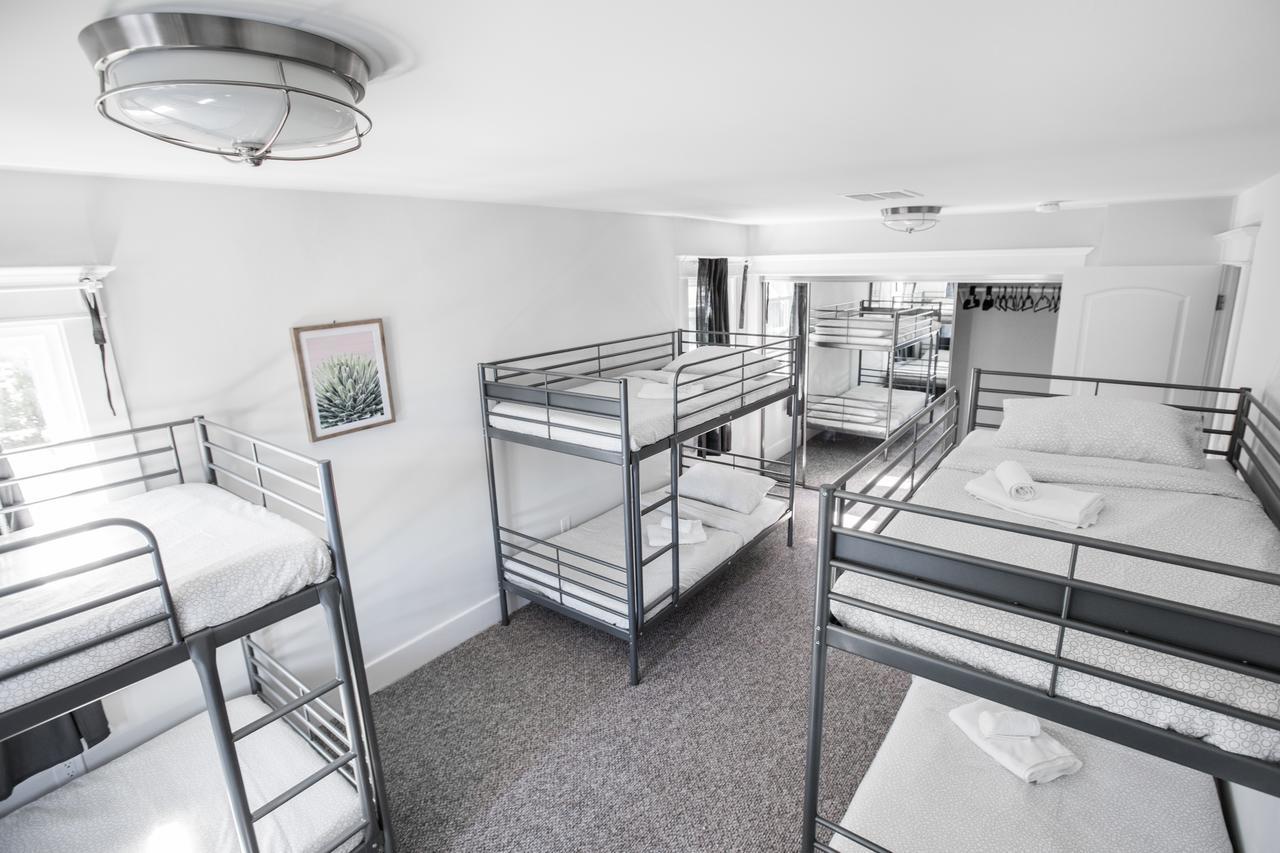 H California Hostal