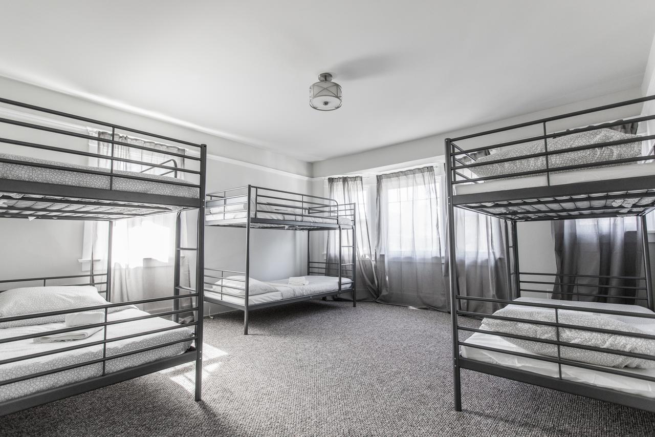 Hostal H California